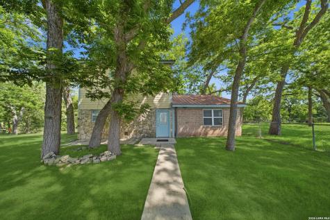 1276 River Trail Seguin TX 78155