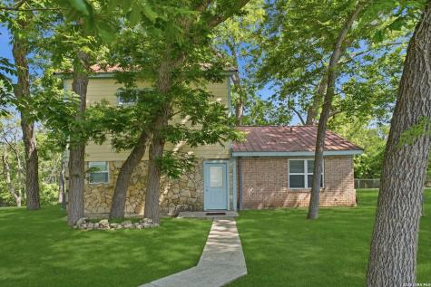 1276 River Trail Seguin TX 78155