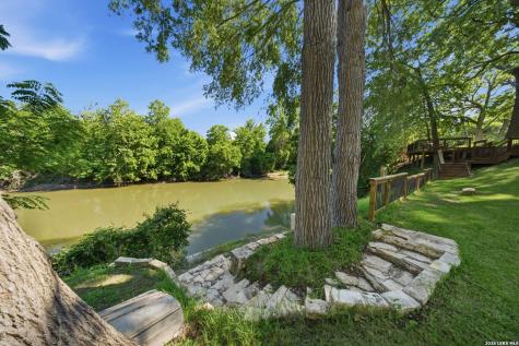 1276 River Trail Seguin TX 78155