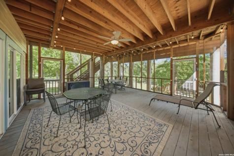 1276 River Trail Seguin TX 78155
