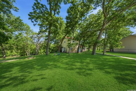 1276 River Trail Seguin TX 78155
