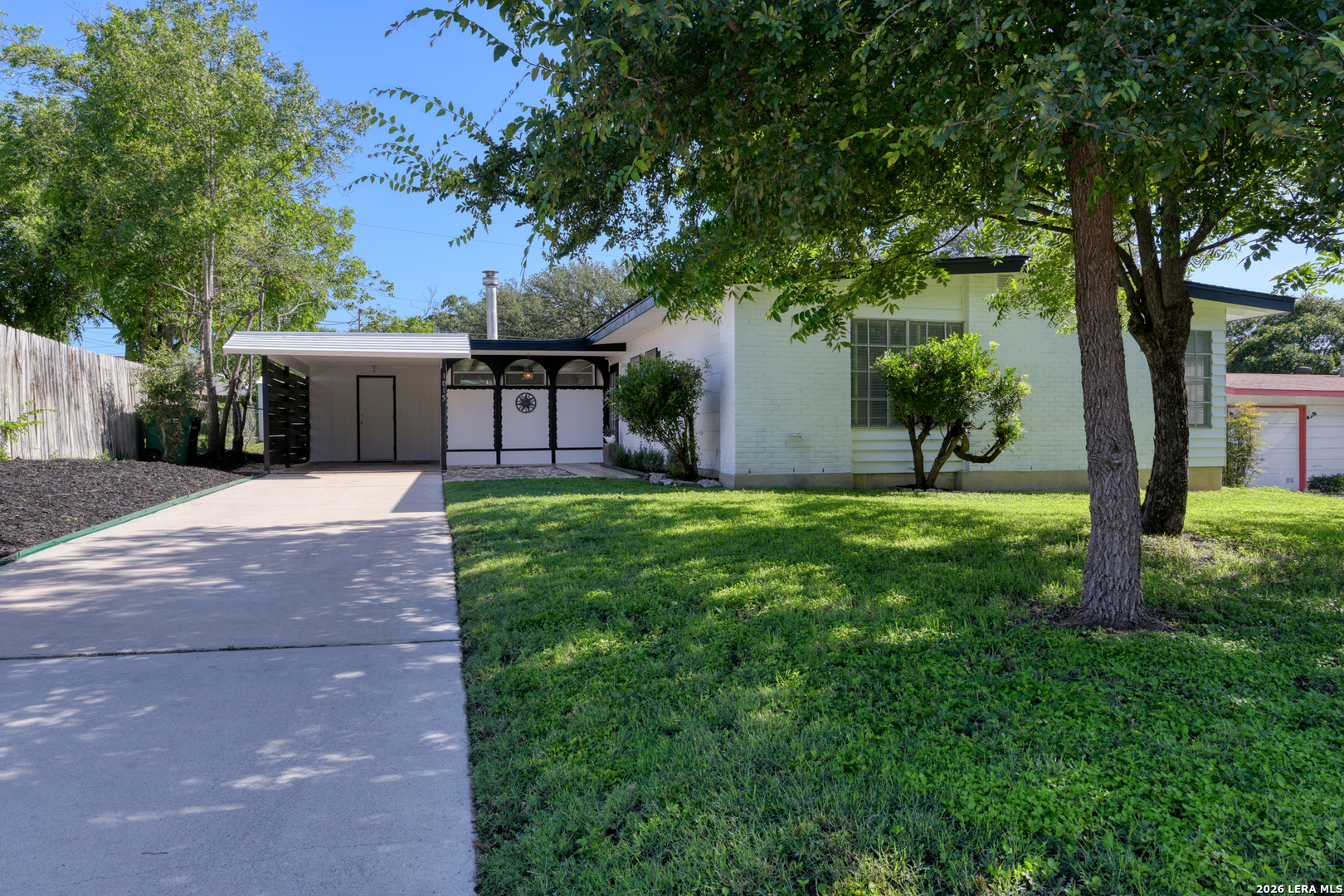 1015 Mount Serolod Drive San Antonio TX 78213
