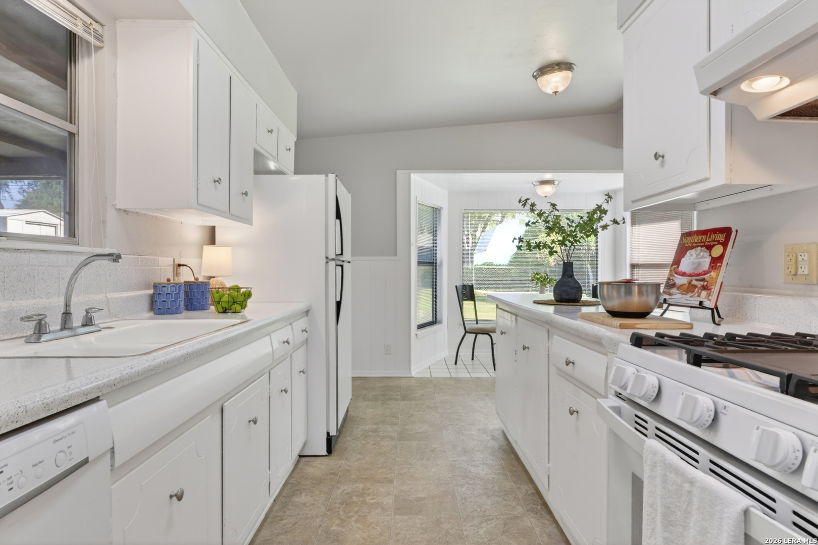 1015 Mount Serolod Drive San Antonio TX 78213