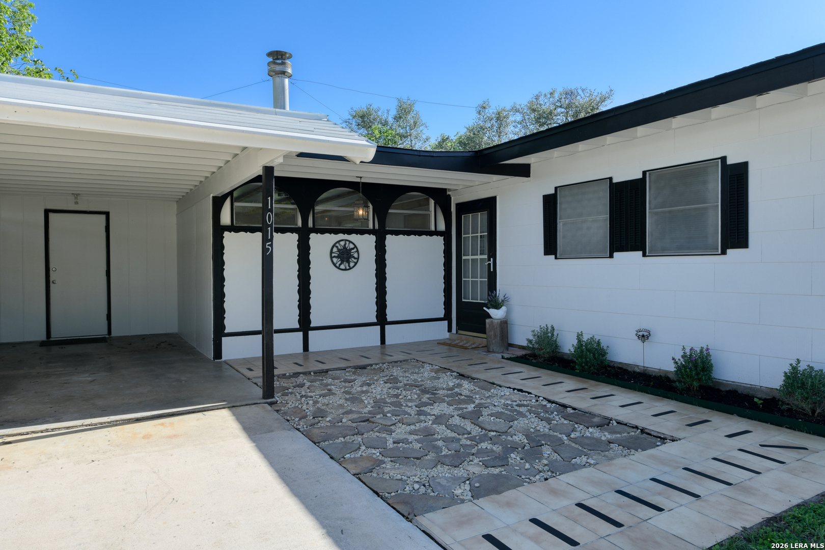 1015 Mount Serolod Drive San Antonio TX 78213