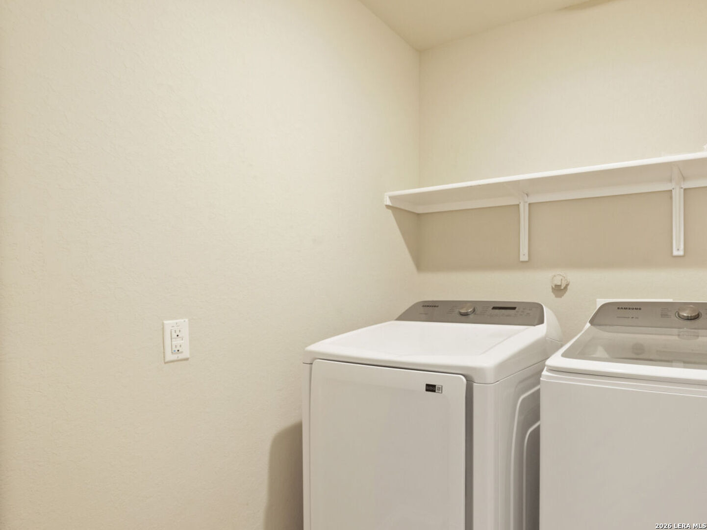 1607 Tree Run San Antonio TX 78245