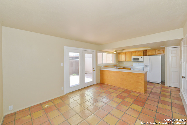 6607 Crown Ridge San Antonio TX 78239