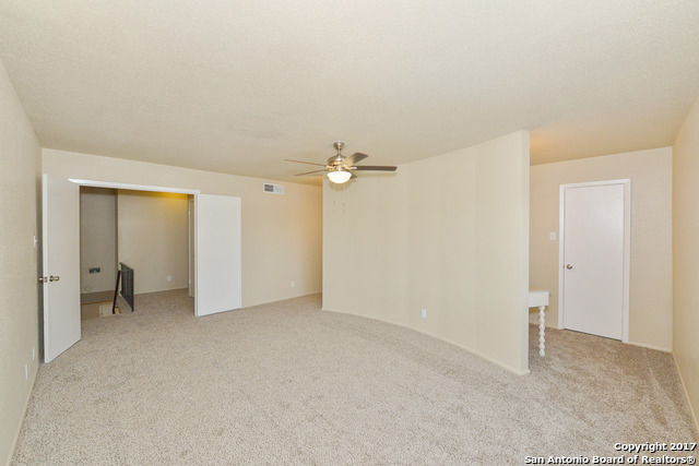 6607 Crown Ridge San Antonio TX 78239