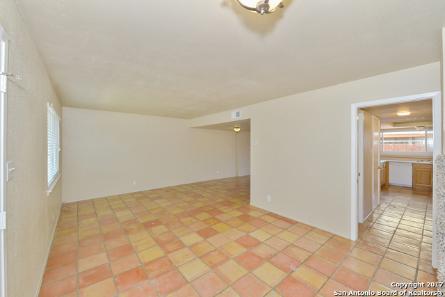 6607 Crown Ridge San Antonio TX 78239