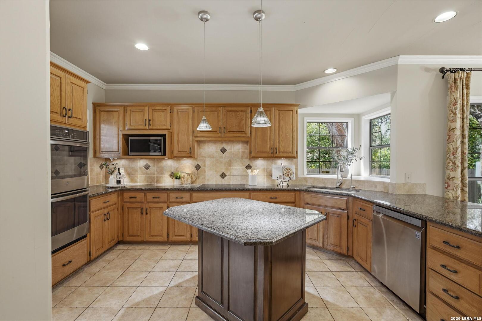 17 Rogers Wood San Antonio TX 78248