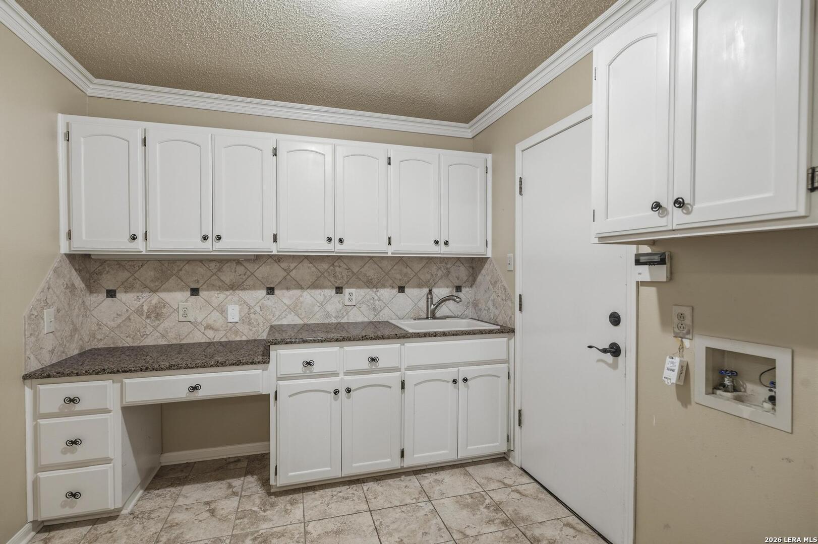 17 Rogers Wood San Antonio TX 78248