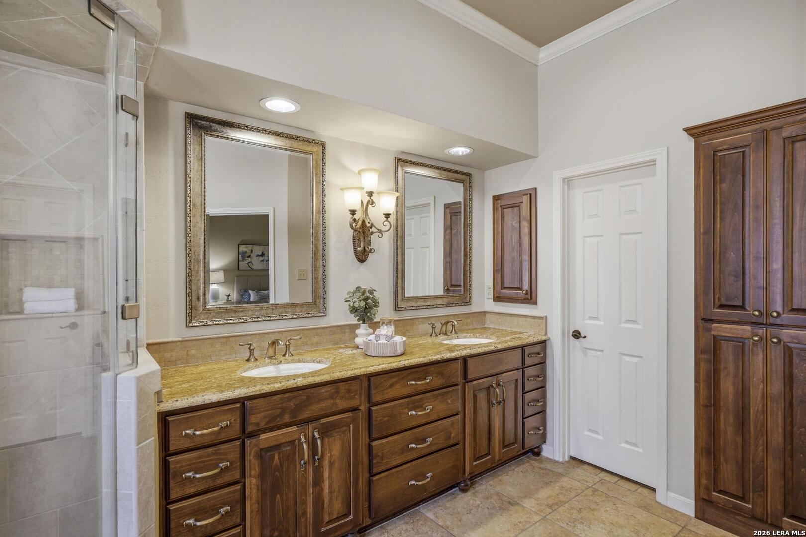 17 Rogers Wood San Antonio TX 78248