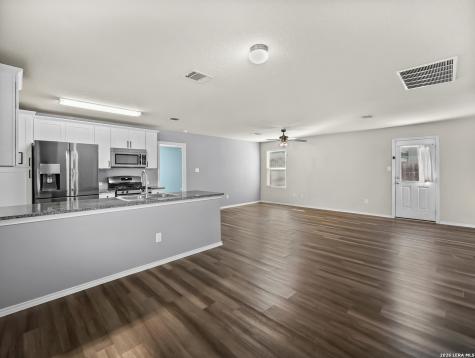 7707 Nopalitos Cove San Antonio TX 78239