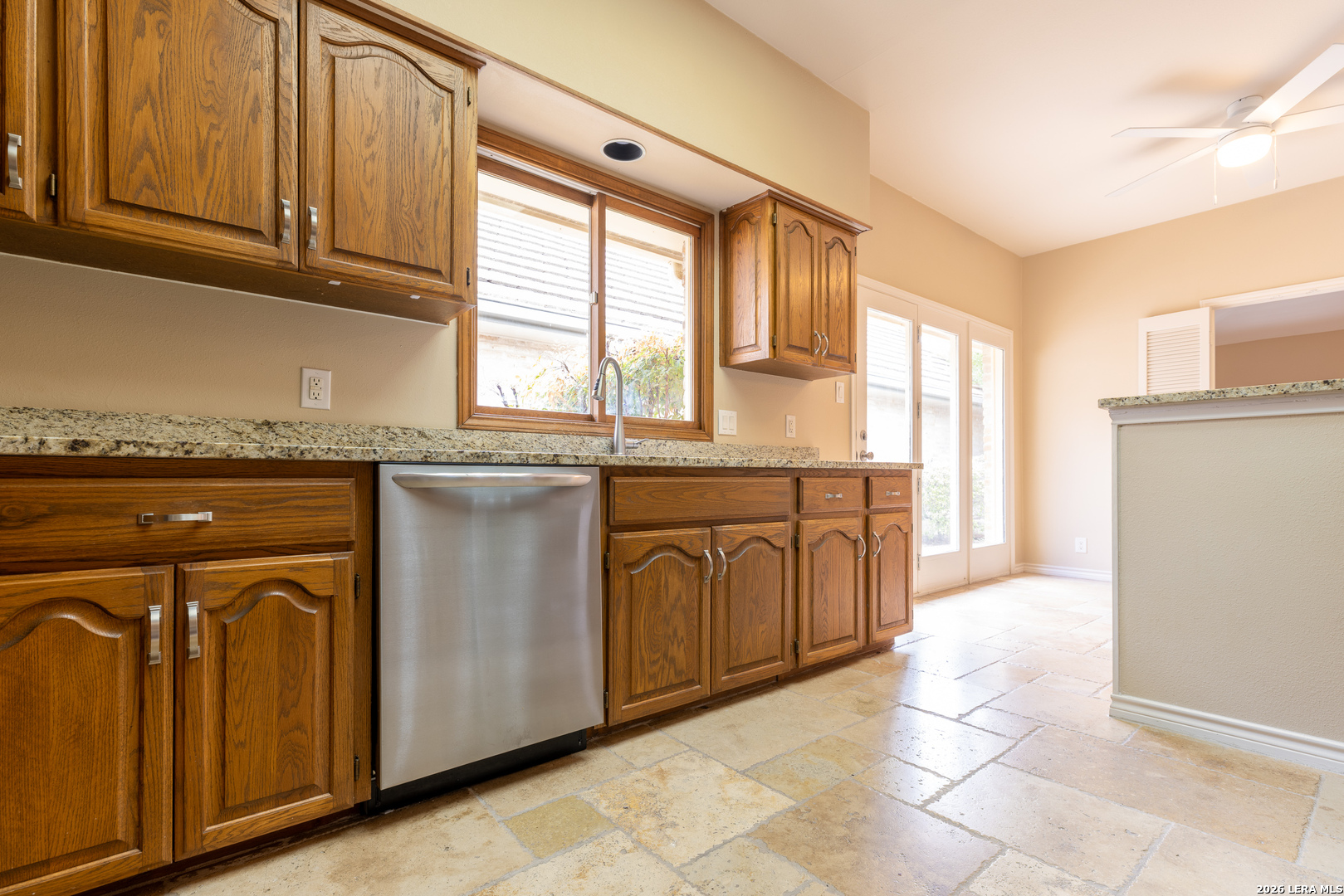 6 Cottesmore Court San Antonio TX 78218
