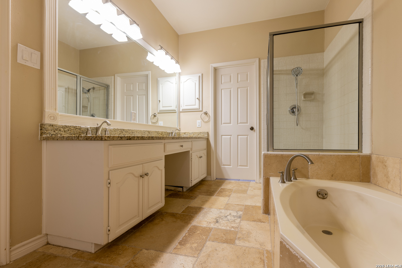 6 Cottesmore Court San Antonio TX 78218