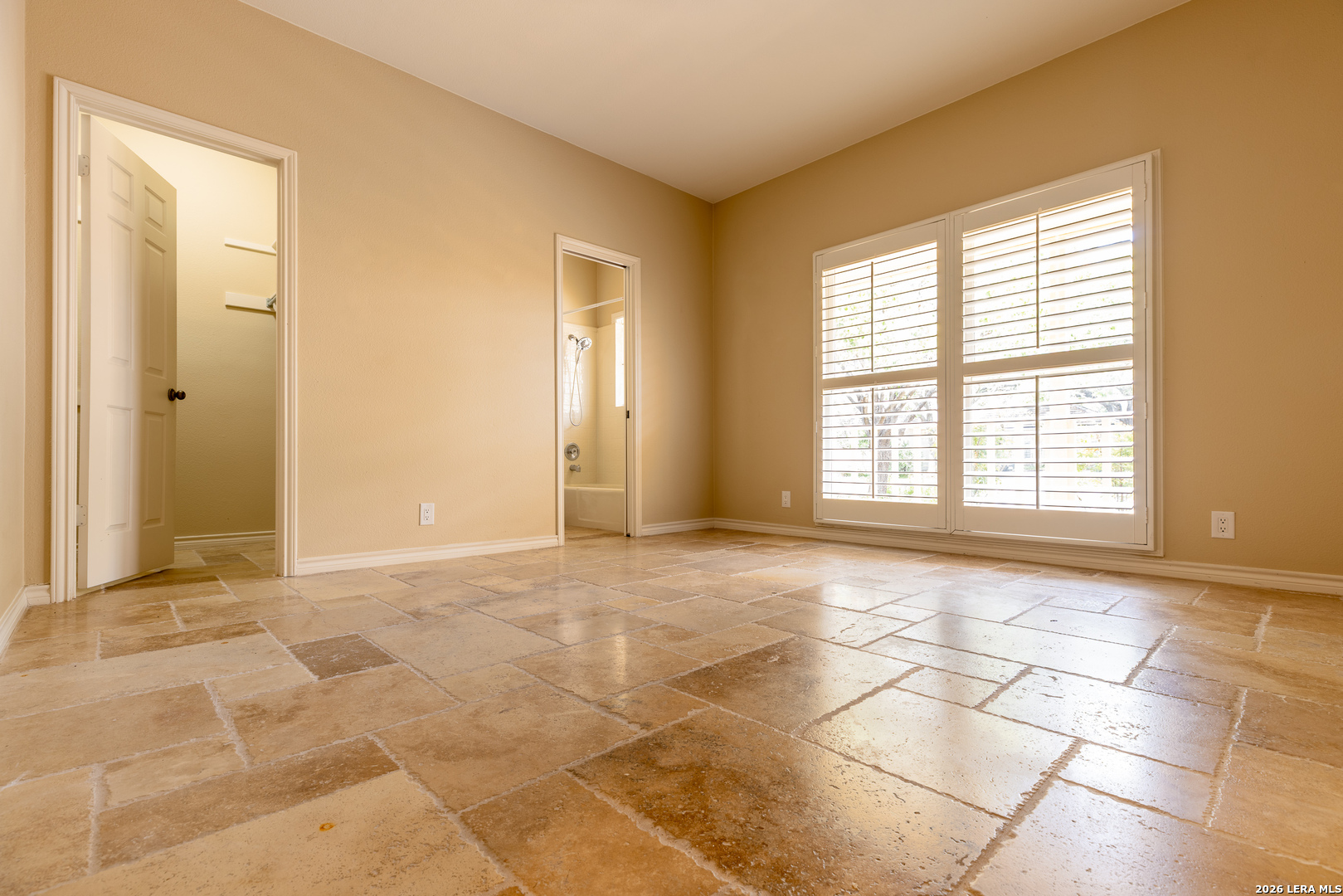 6 Cottesmore Court San Antonio TX 78218