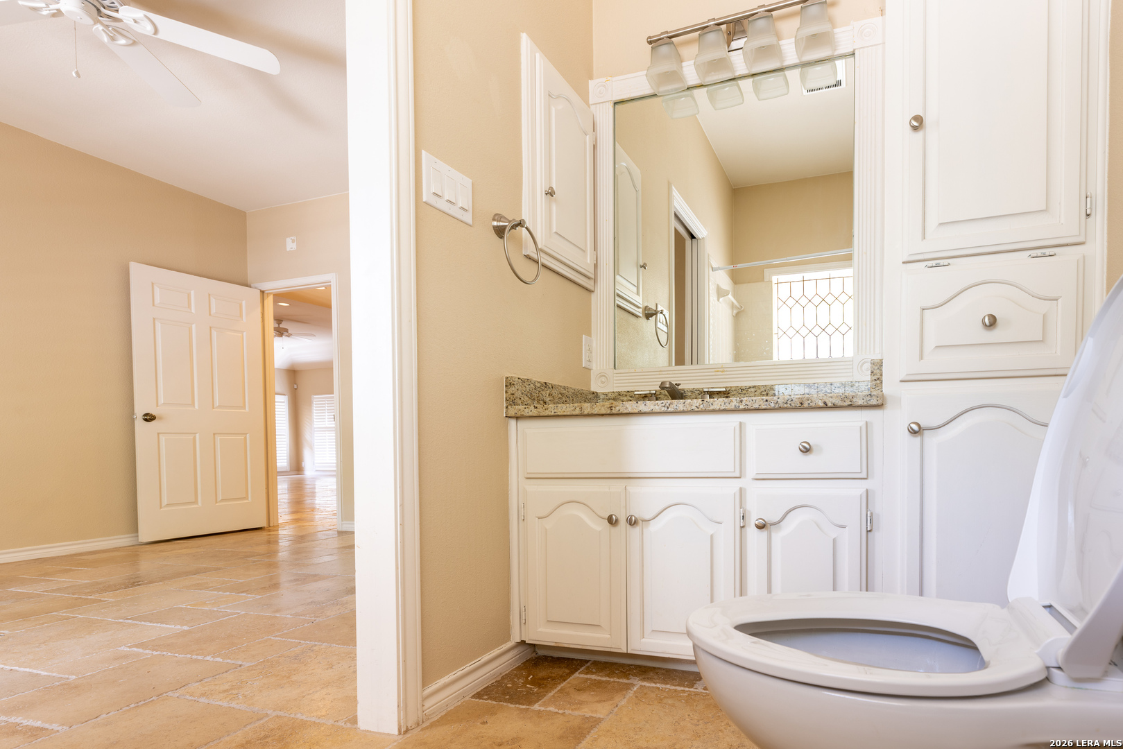 6 Cottesmore Court San Antonio TX 78218