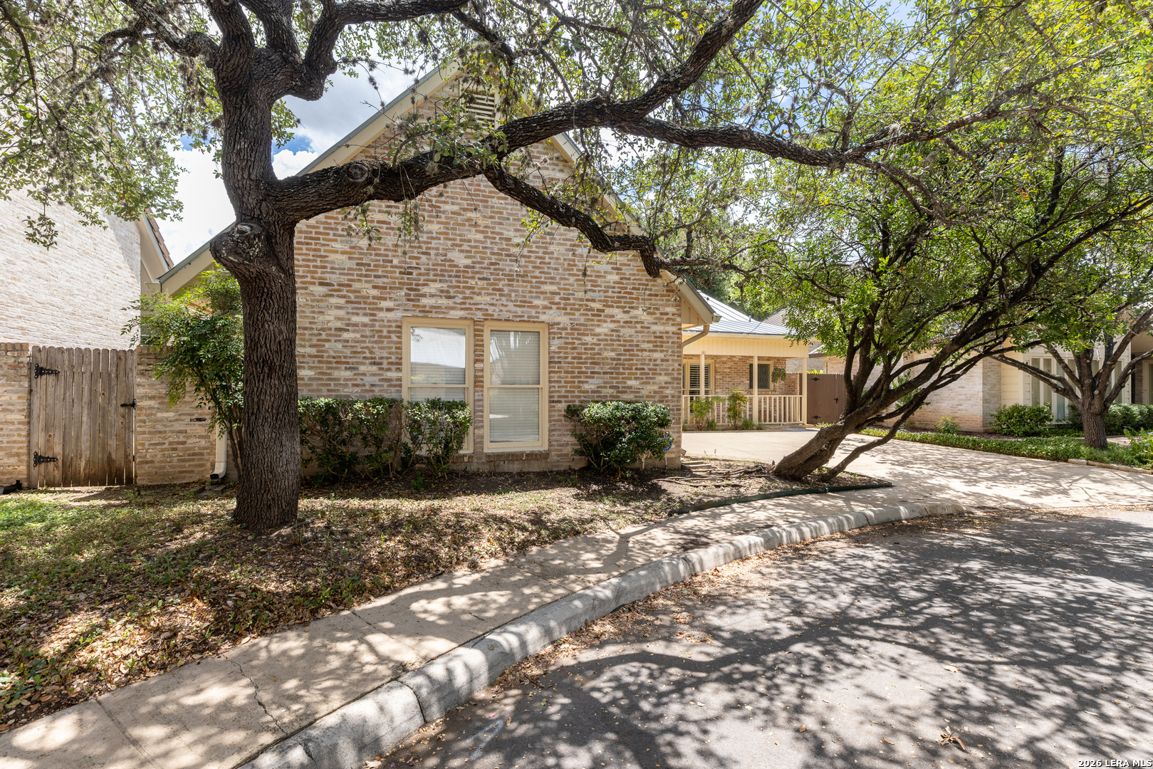 6 Cottesmore Court San Antonio TX 78218
