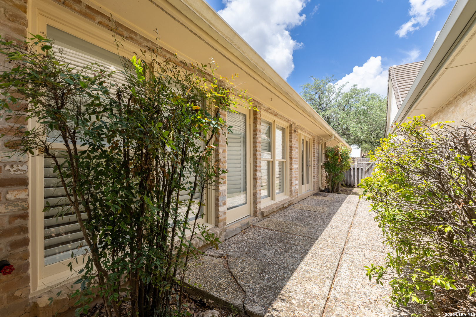 6 Cottesmore Court San Antonio TX 78218