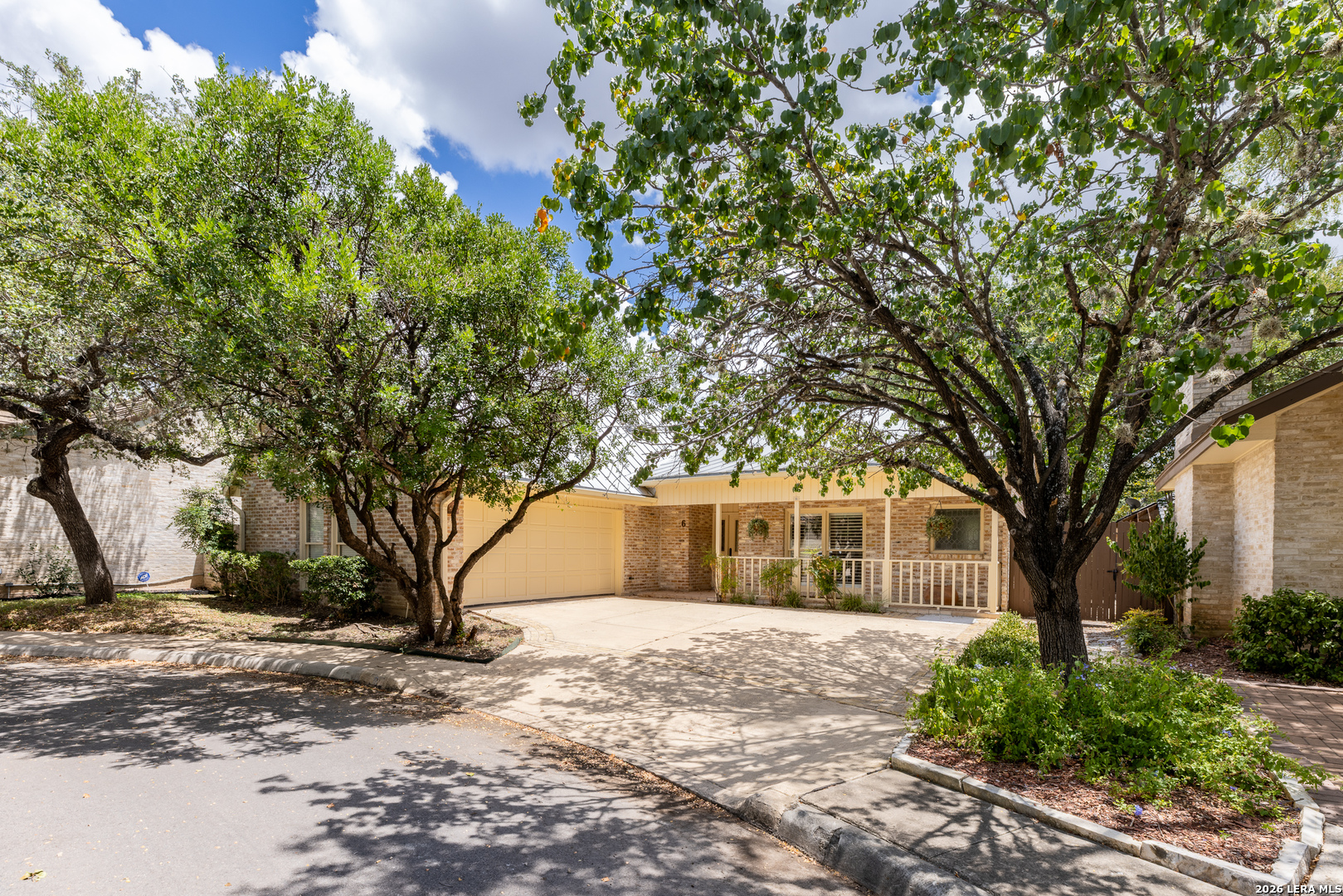6 Cottesmore Court San Antonio TX 78218