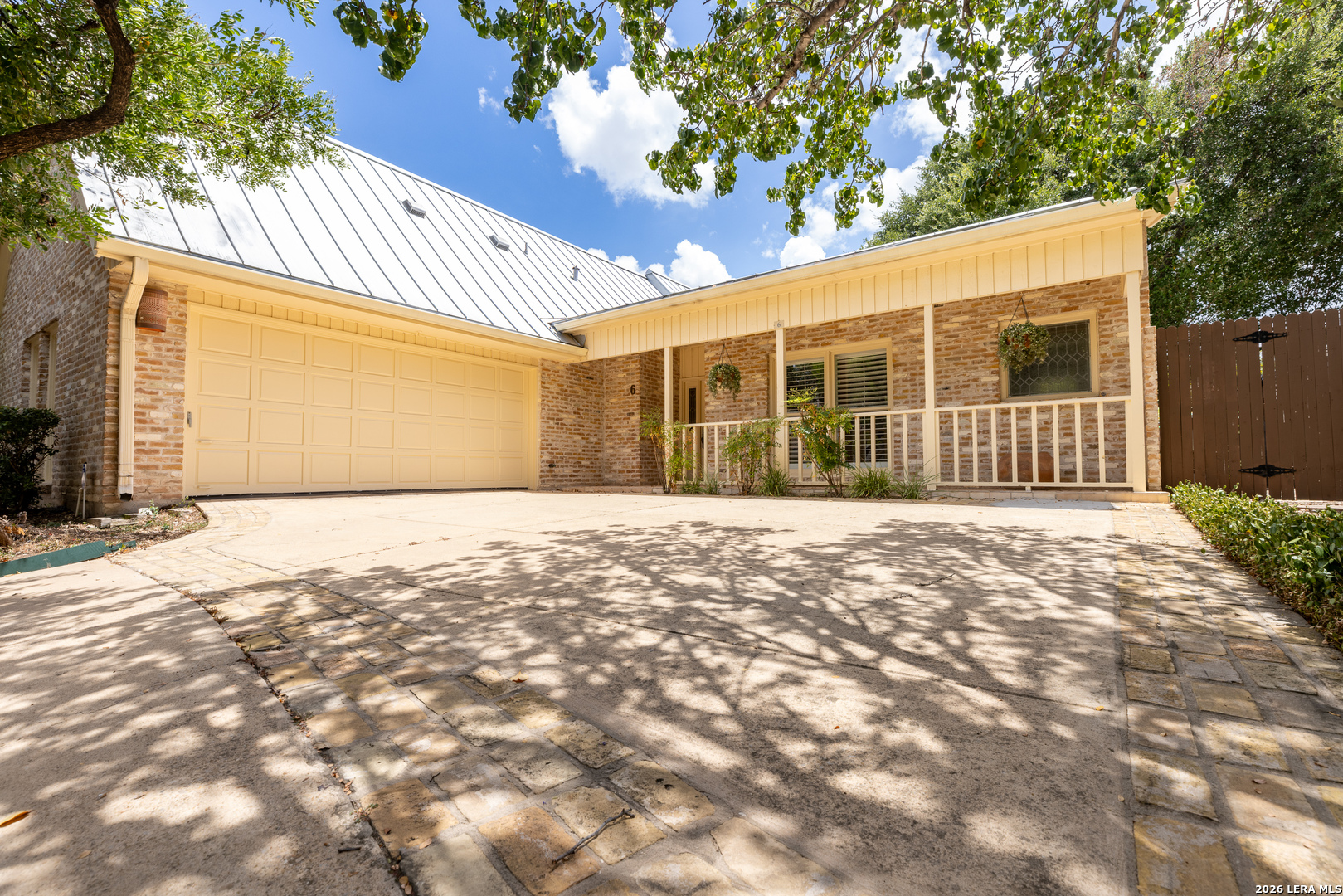 6 Cottesmore Court San Antonio TX 78218