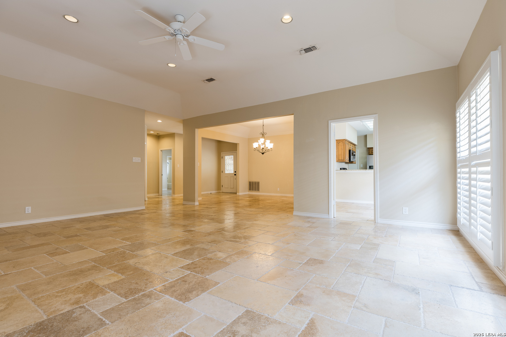 6 Cottesmore Court San Antonio TX 78218
