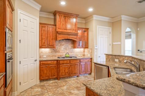 1710 Wild Deer Circle San Antonio TX 78248