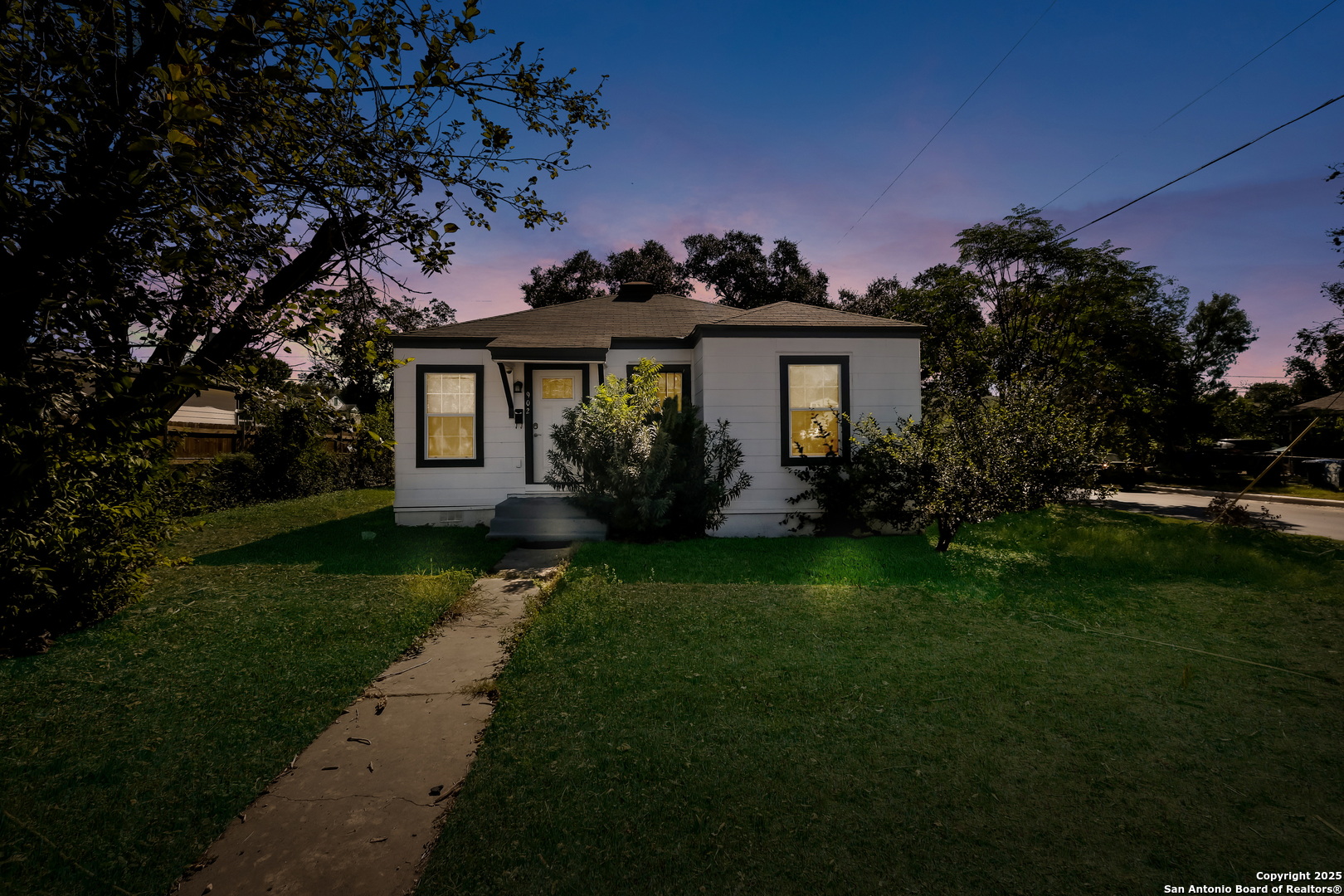 902 Fair San Antonio TX 78223