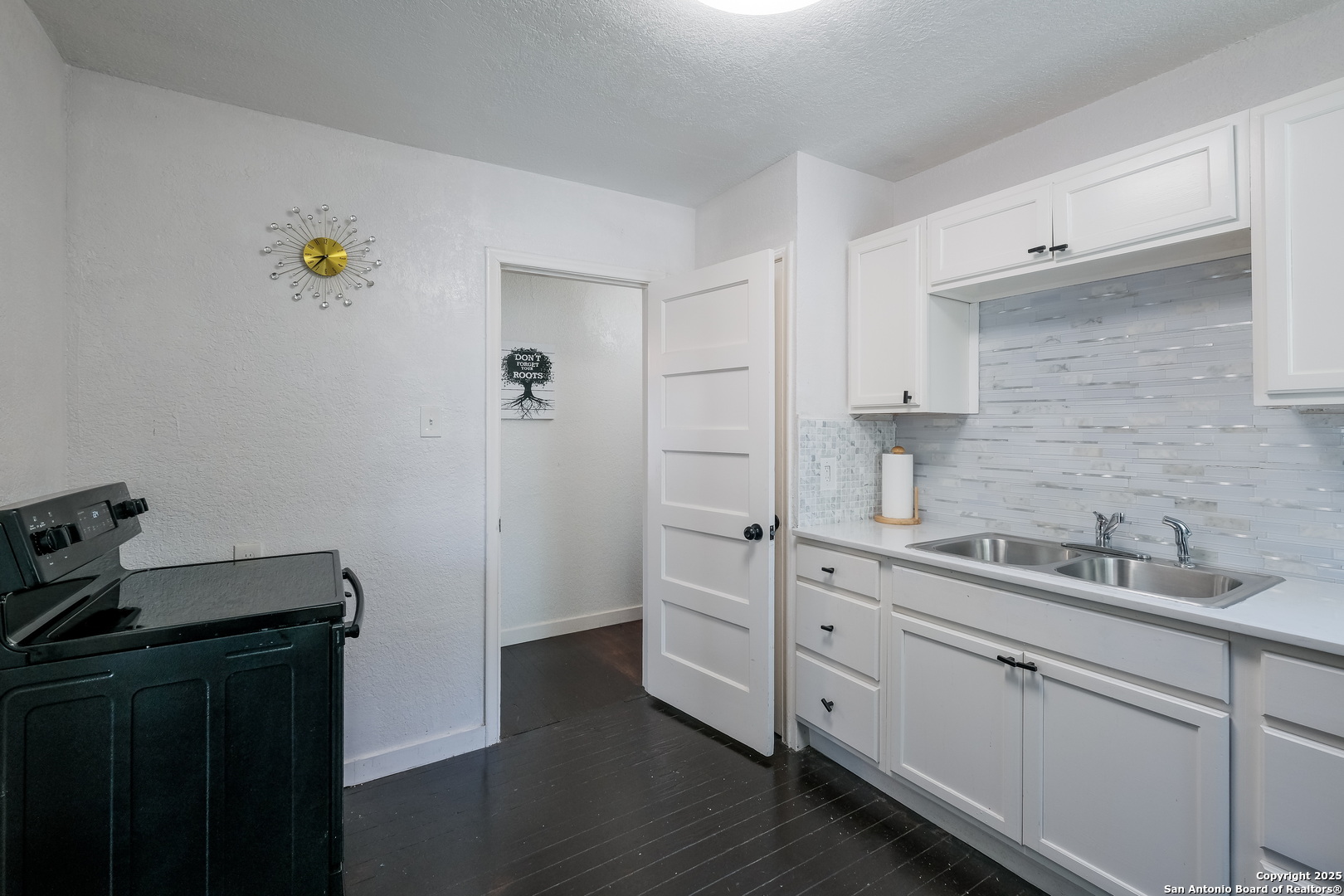 902 Fair San Antonio TX 78223