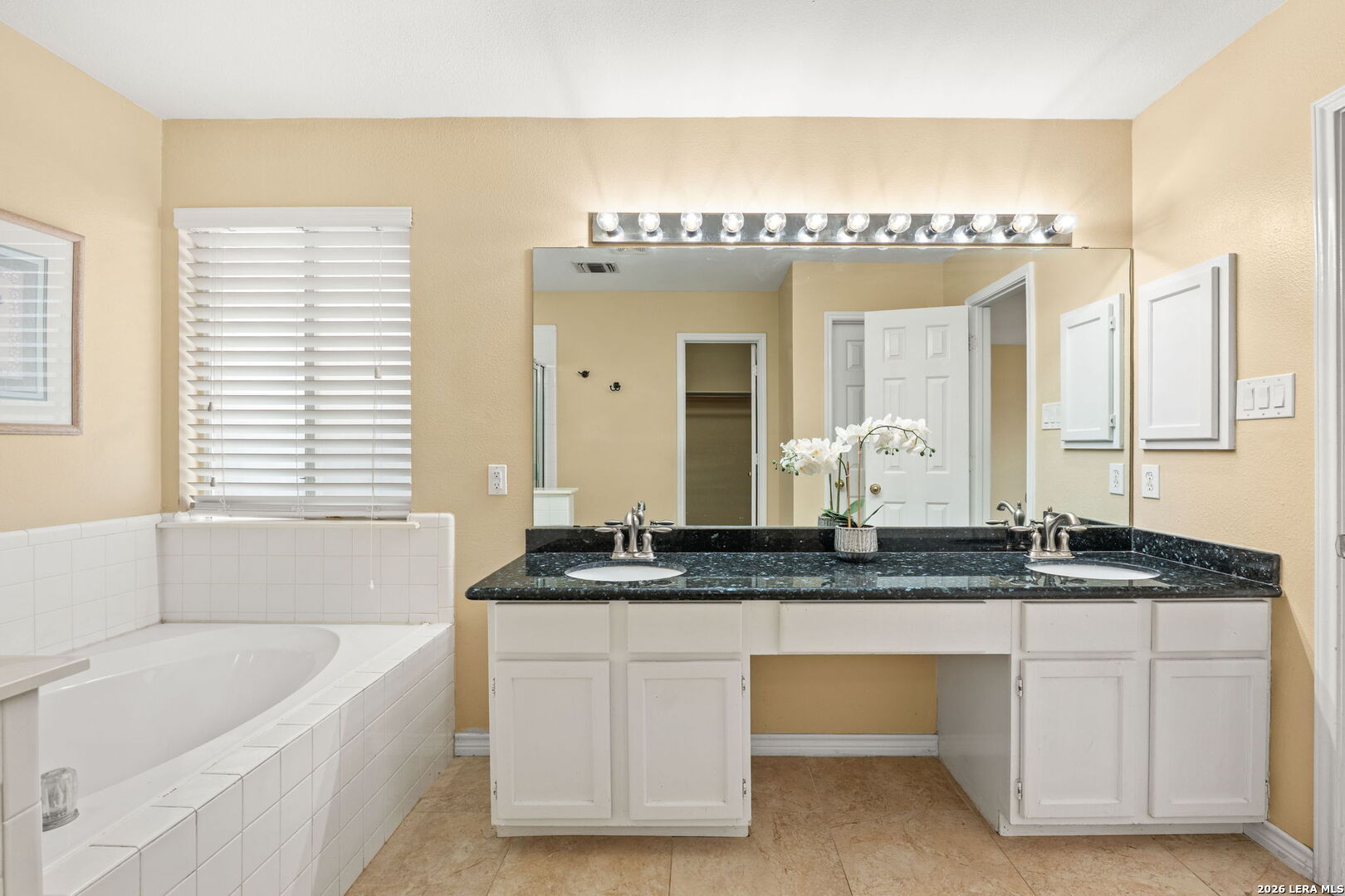 5858 Creekway San Antonio TX 78247