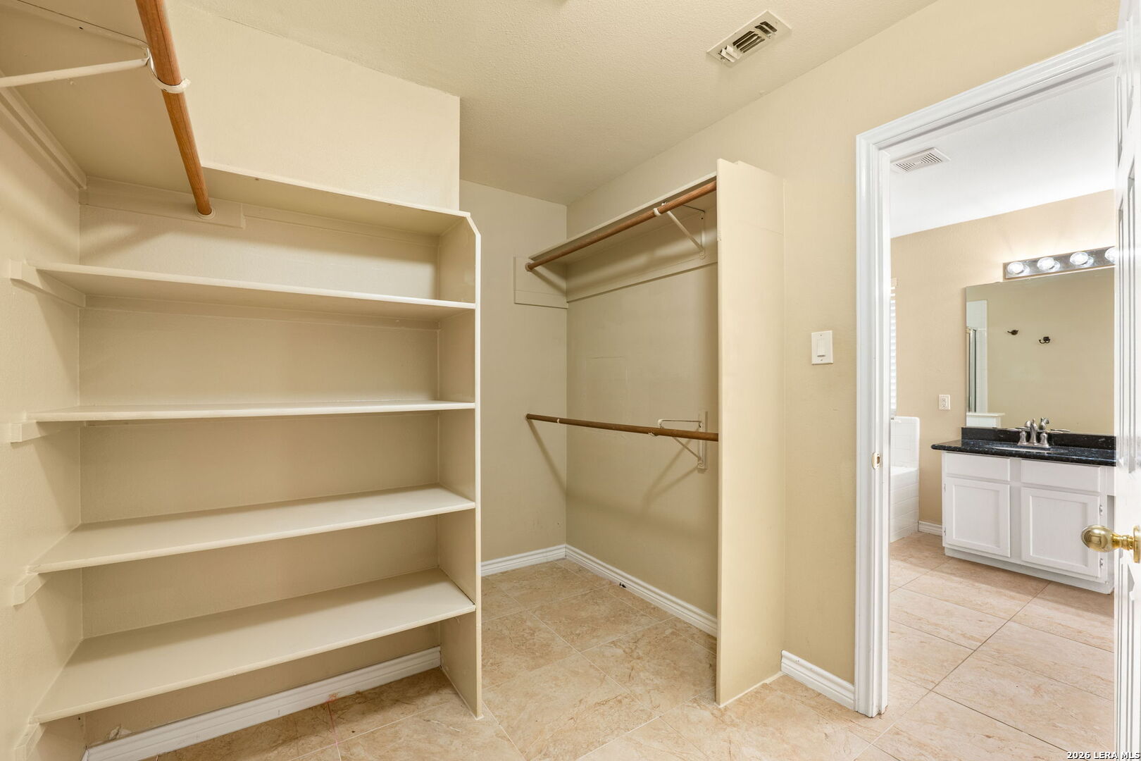 5858 Creekway San Antonio TX 78247