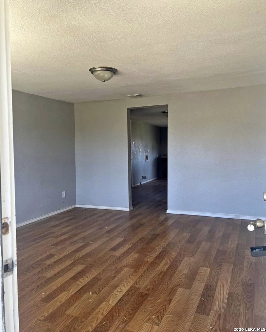 416 E Curtis Dilley TX 78017