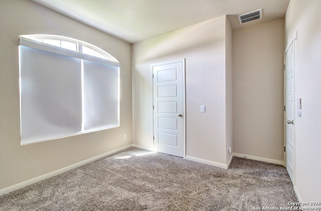 317 Sika Schertz TX 78108