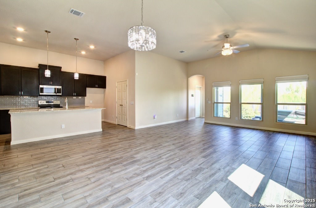 317 Sika Schertz TX 78108