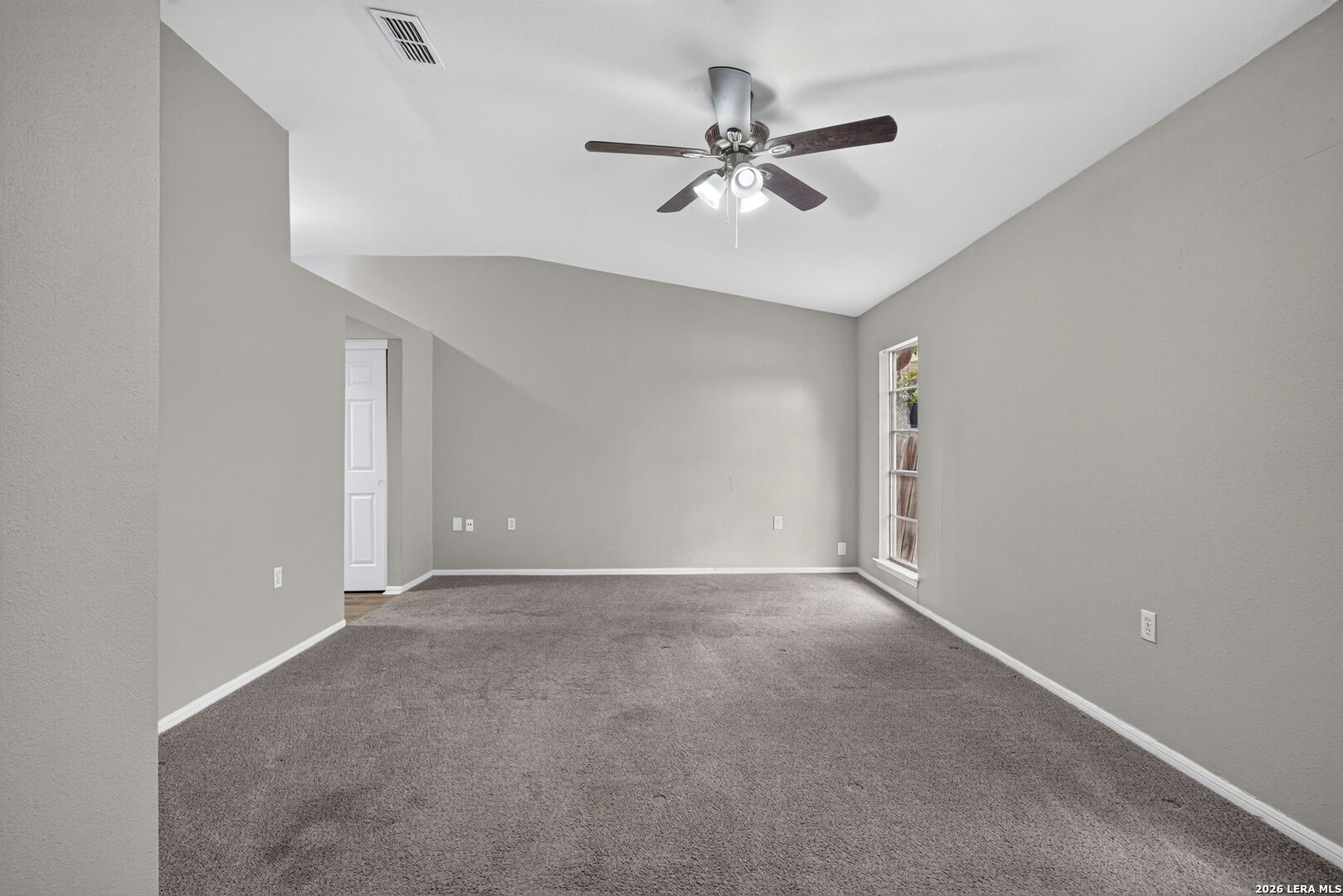 10139 Trappers Ridge Converse TX 78109