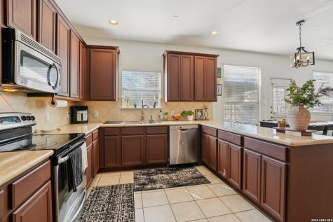 545 Celtic Ash Schertz TX 78108