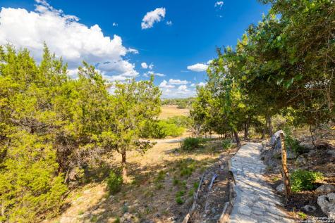 1761 Lakeside W Canyon Lake TX 78133