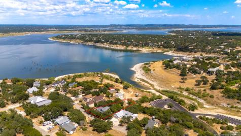 1761 Lakeside W Canyon Lake TX 78133