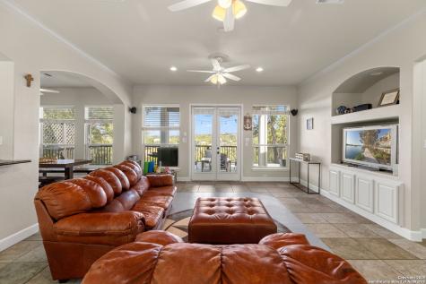 1761 Lakeside W Canyon Lake TX 78133