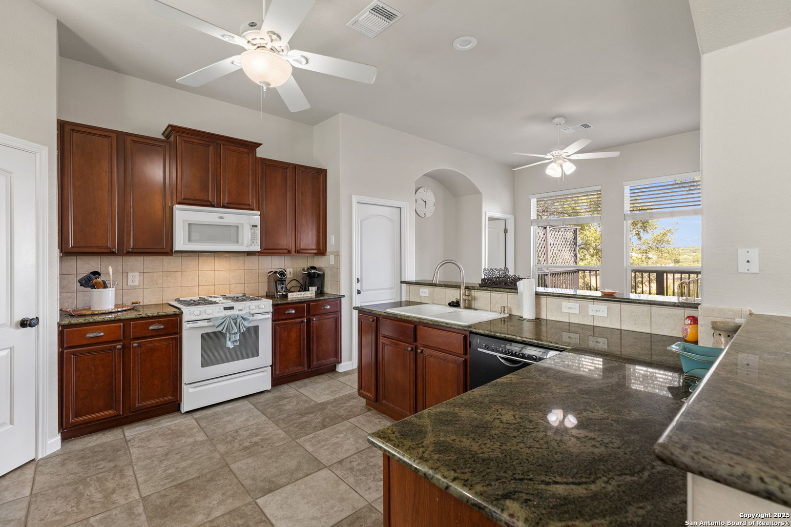 1761 Lakeside W Canyon Lake TX 78133