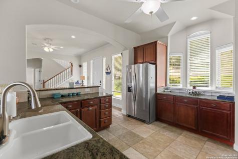 1761 Lakeside W Canyon Lake TX 78133