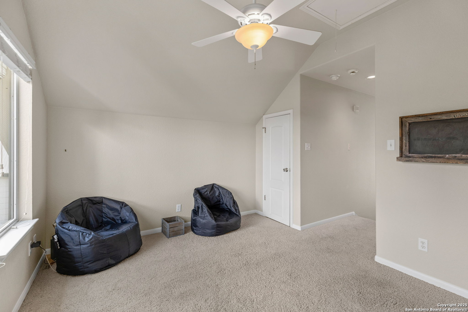 1761 Lakeside W Canyon Lake TX 78133