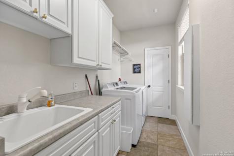 1761 Lakeside W Canyon Lake TX 78133