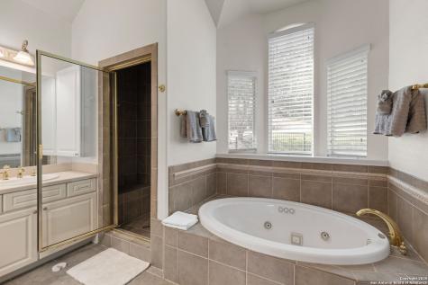 1761 Lakeside W Canyon Lake TX 78133