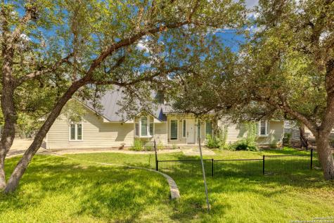1761 Lakeside W Canyon Lake TX 78133