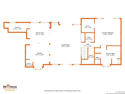 1761 Lakeside W Canyon Lake TX 78133