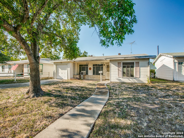 223 Laurelwood Drive San Antonio TX 78213