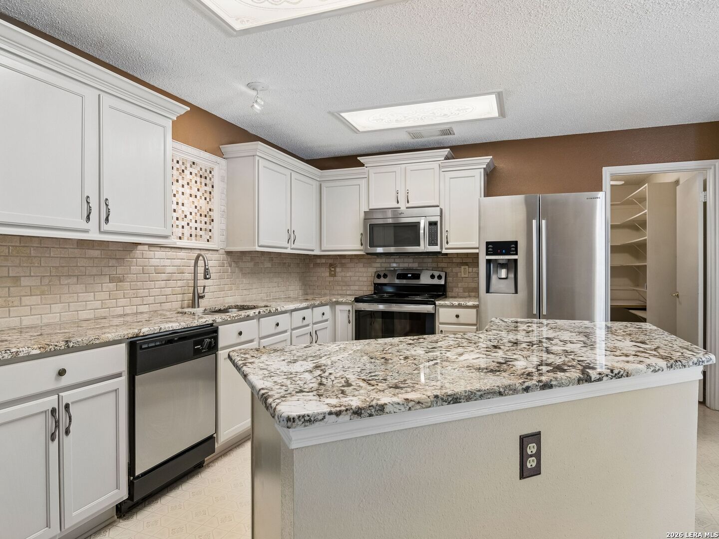 2138 Encanto Ridge San Antonio TX 78230