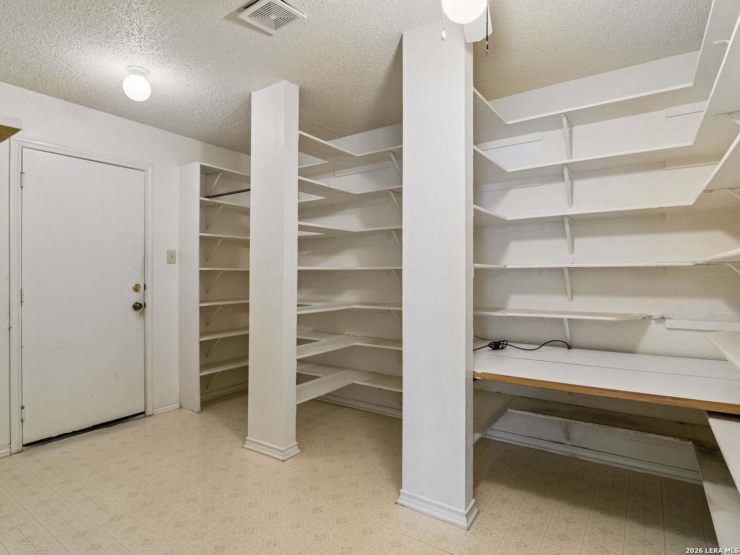 2138 Encanto Ridge San Antonio TX 78230