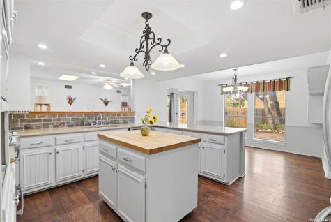1739 Royal Crescent San Antonio TX 78231