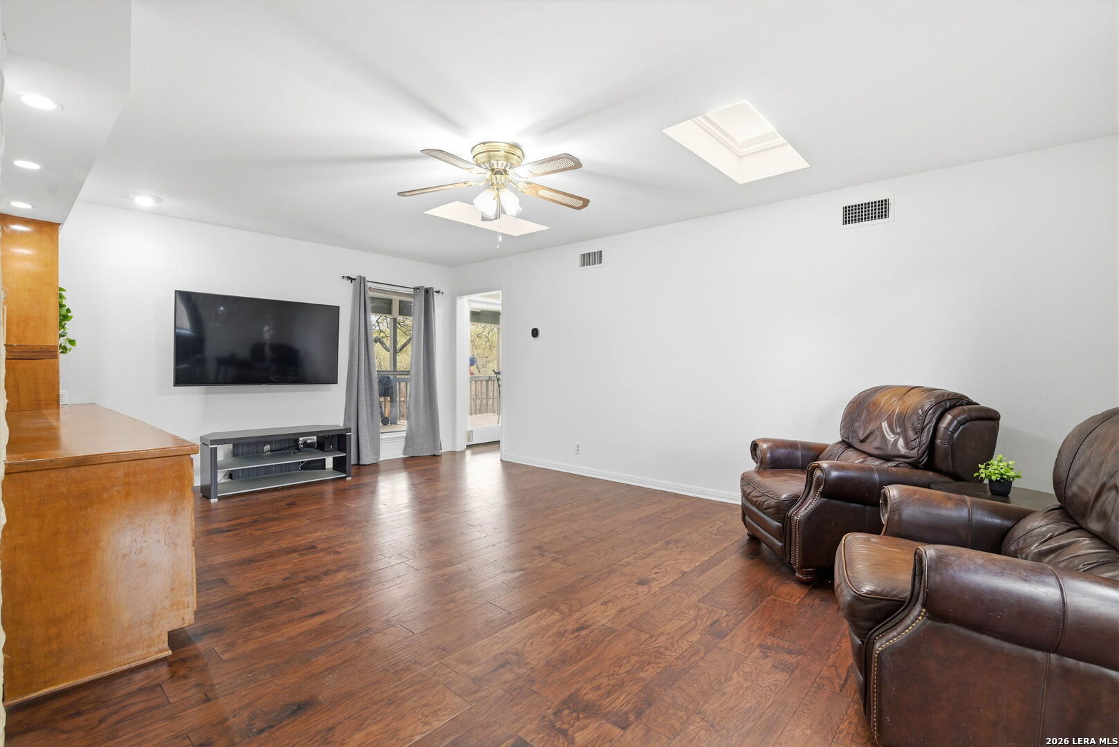 1739 Royal Crescent San Antonio TX 78231